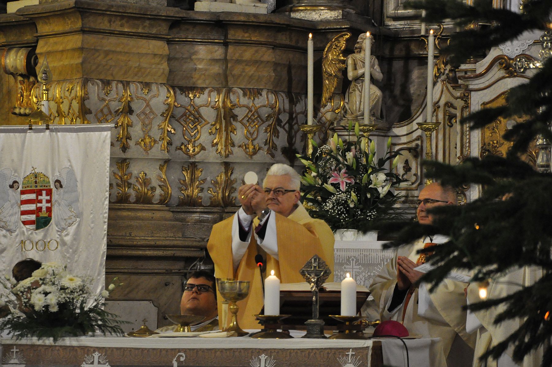Karácsony napján ünnepi püspöki szentmise lesz a Szent Imre templomban